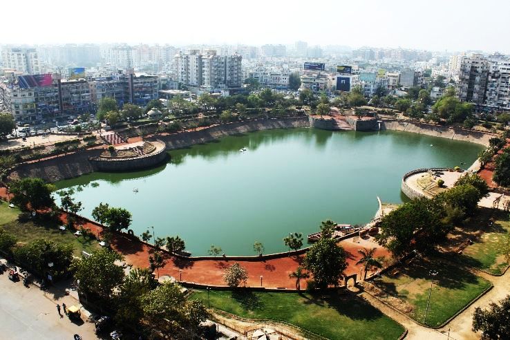 Vastrapur Lake